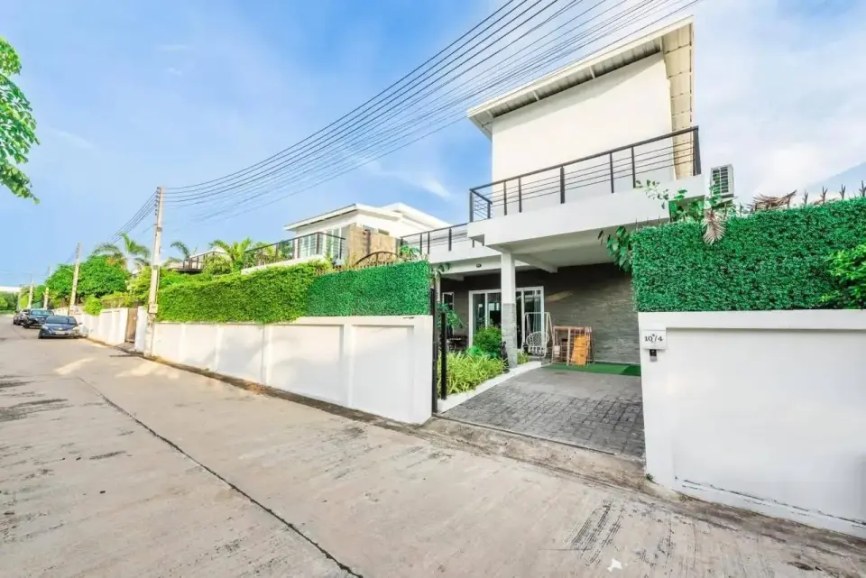 4-Bedroom Villa with Private Pool at Mountain Village 2, Pattaya
