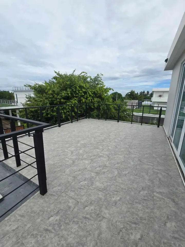5-Bedroom Villa with Private Pool at Mountain Village 2, Pattaya