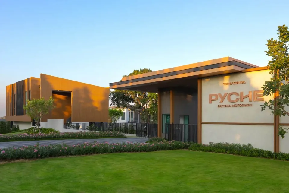 4-Bedroom Villa with Private Garden at PYCHE Pattaya Motorway, Pattaya