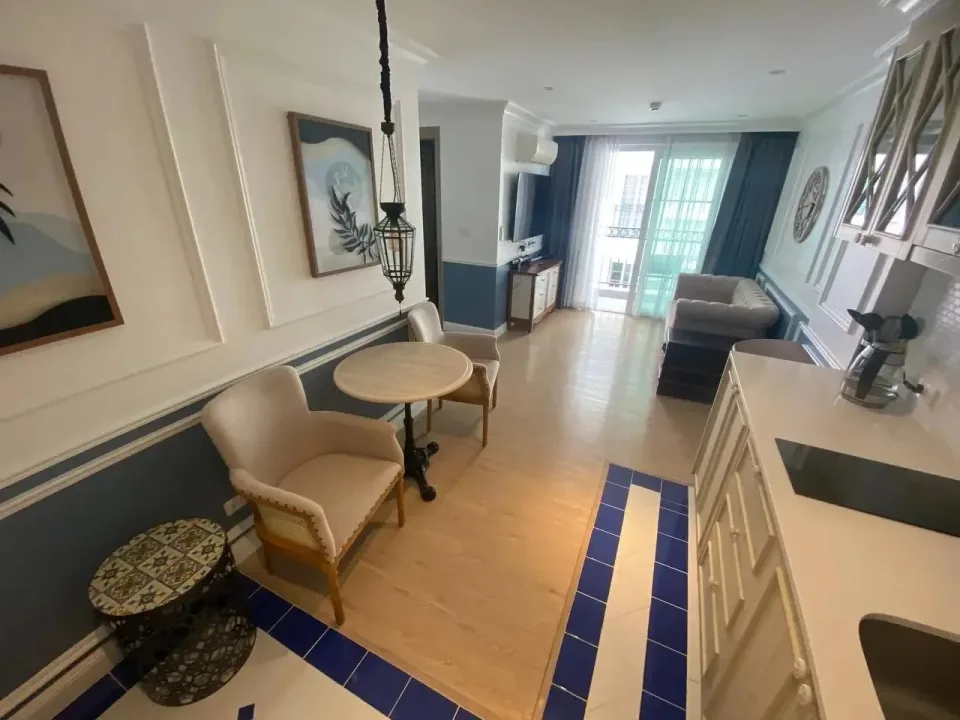 1-Bedroom Condo with Courtyard View at Seven Seas Cote d'Azur Pattaya, Pattaya
