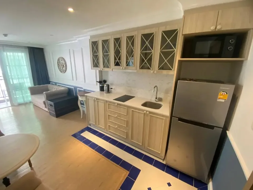 1-Bedroom Condo with Courtyard View at Seven Seas Cote d'Azur Pattaya, Pattaya