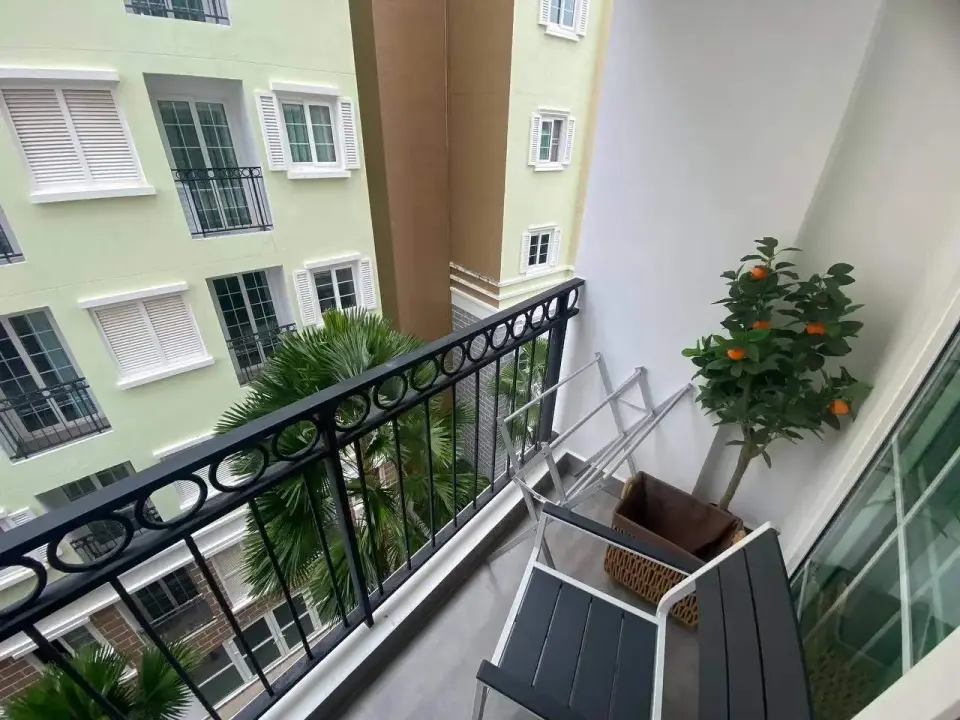 1-Bedroom Condo with Courtyard View at Seven Seas Cote d'Azur Pattaya, Pattaya