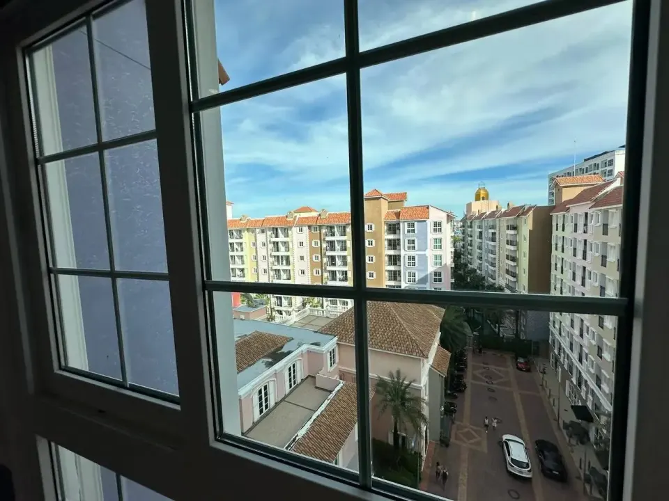 Квартира с 1 спальней и видом во двор в Seven Seas Cote d'Azur, Паттайя