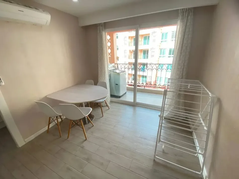 Квартира с 2 спальнями в Seven Seas Condo Resort Jomtien