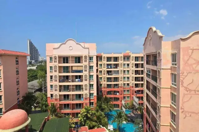 Квартира с 1 спальней и видом во двор в Seven Seas Condo Resort Jomtien