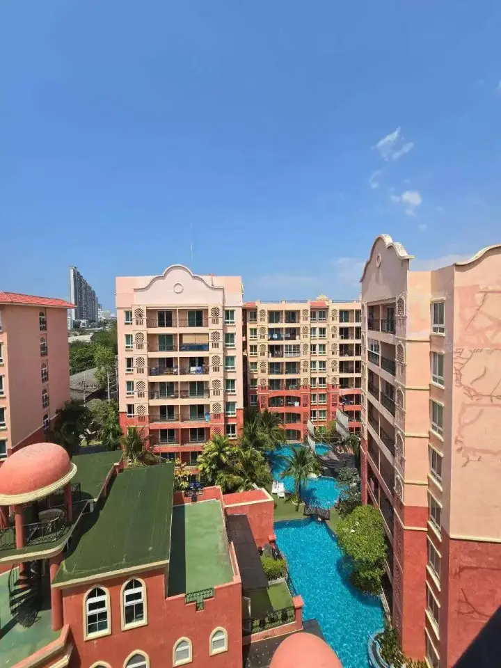 1-Bedroom Condo with Courtyard View at Seven Seas Condo Resort Jomtien