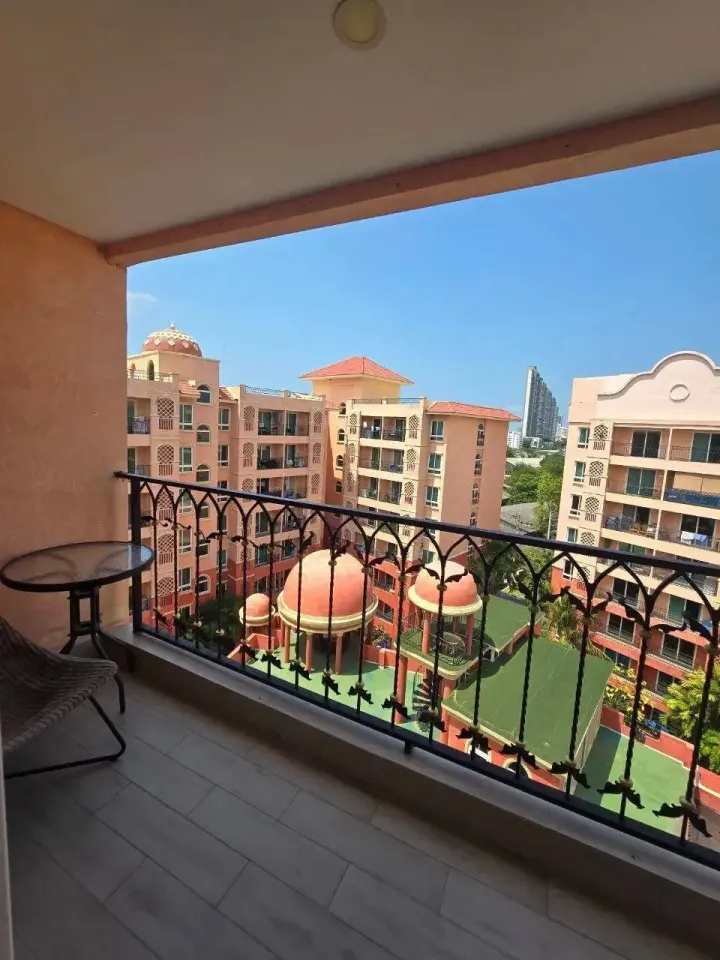 Квартира с 1 спальней и видом во двор в Seven Seas Condo Resort Jomtien