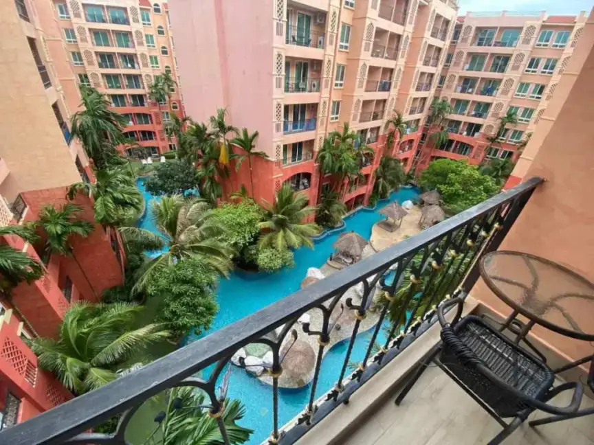 Квартира с 1 спальней и видом на бассейн в Seven Seas Condo Resort Jomtien