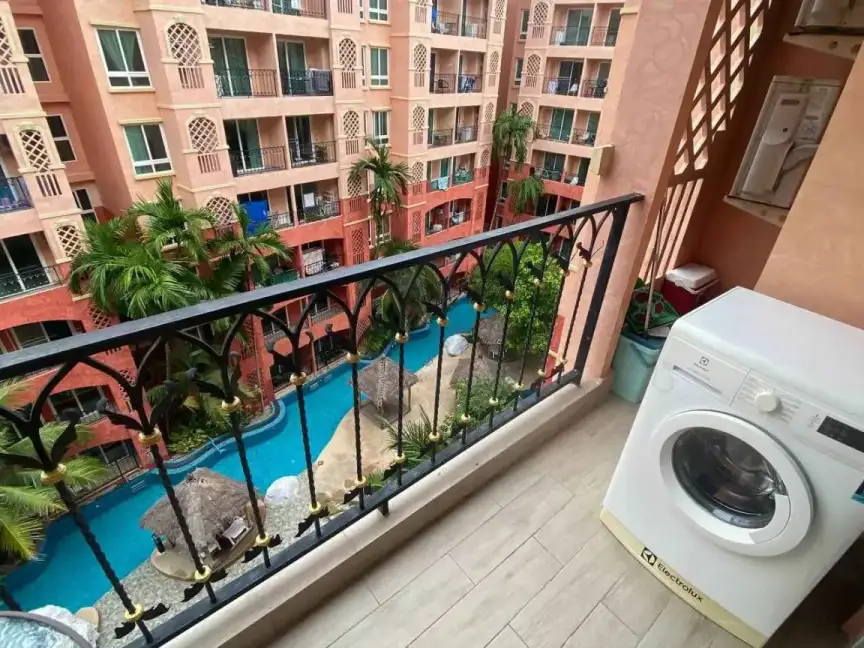 Квартира с 1 спальней и видом на бассейн в Seven Seas Condo Resort Jomtien
