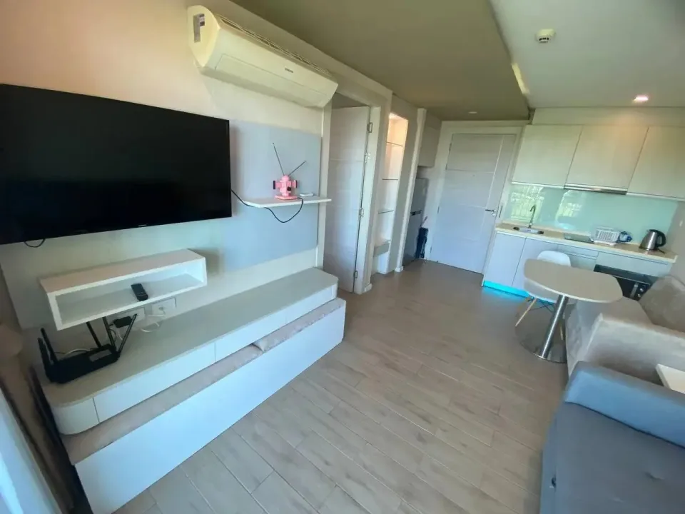 1-Bedroom Condo with Open View at Seven Seas Condo Resort Jomtien