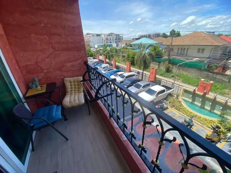 1-Bedroom Condo with Open View at Seven Seas Condo Resort Jomtien