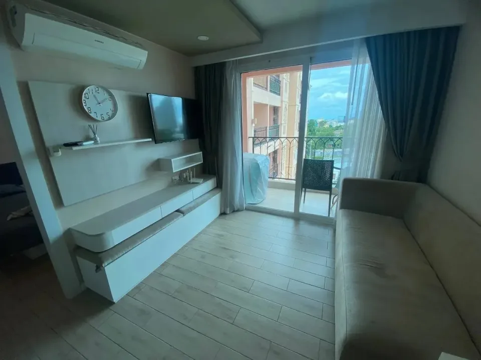 1-Bedroom Condo at Seven Seas Condo Resort Jomtien