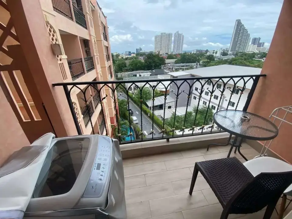 1-Bedroom Condo at Seven Seas Condo Resort Jomtien