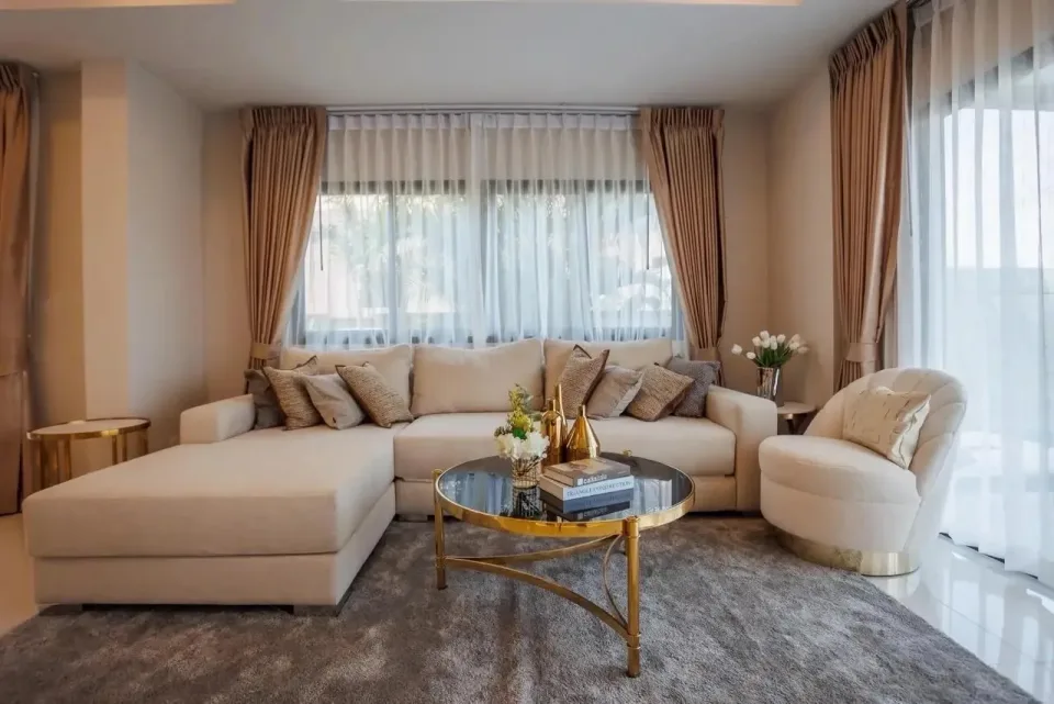 5-Bedroom Villa with Private Pool at The Lake Huay Yai, Pattaya