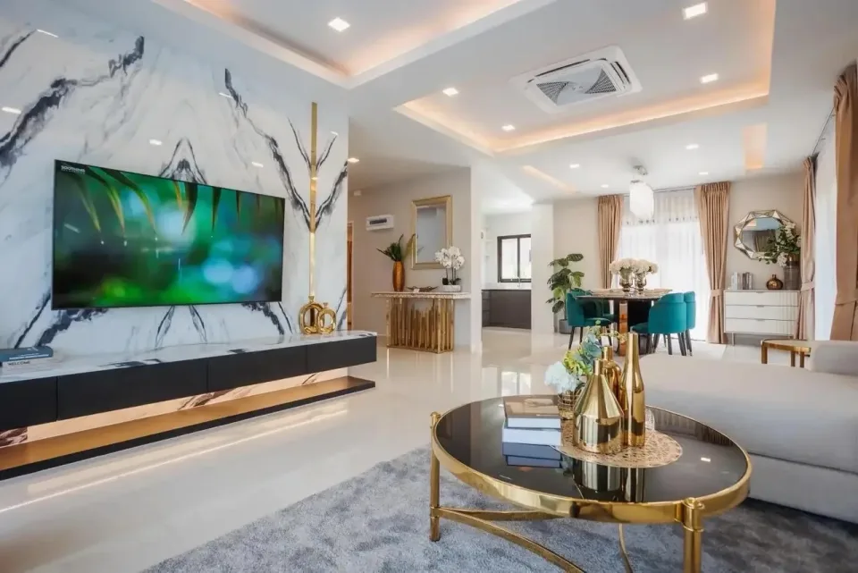 5-Bedroom Villa with Private Pool at The Lake Huay Yai, Pattaya