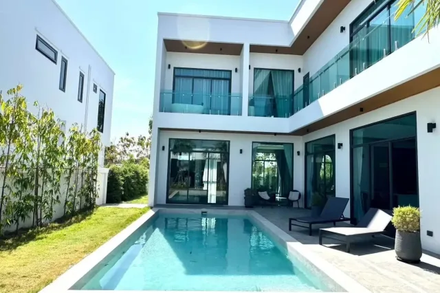 4-Bedroom Villa with Private Pool at The Sugar Palm Villas Pattaya, Pattaya