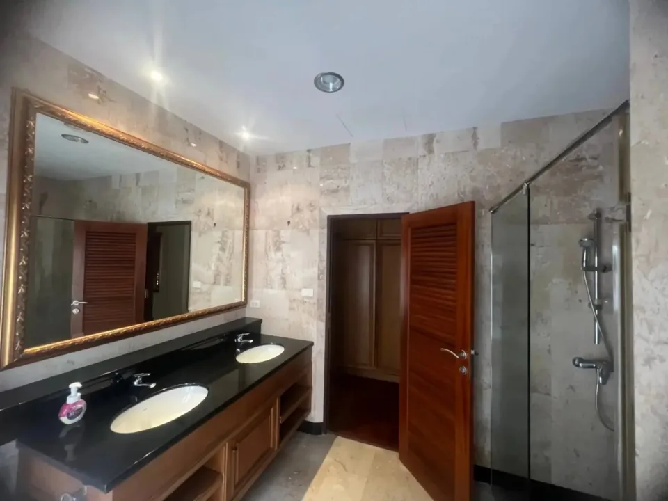 Вилла с 2 спальнями и частным бассейном в View Talay Marina Village, Паттайя