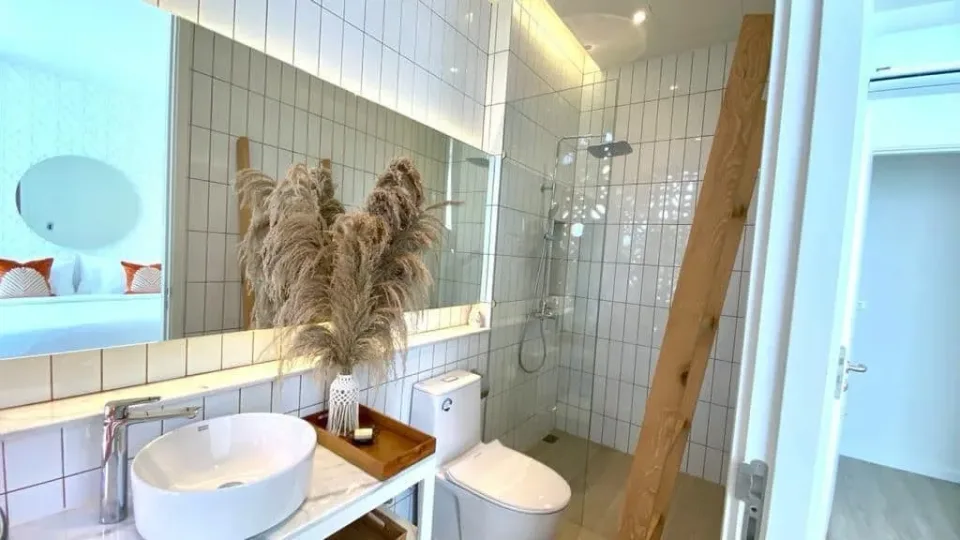 Вилла с 4 спальнями и частным бассейном в Alisa Pool Villa Phuket, Пхукет