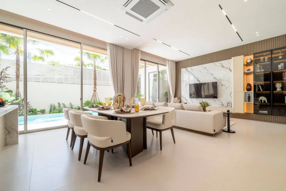 5-Bedroom Villa with Private Pool at Charin Pattaya, Pattaya