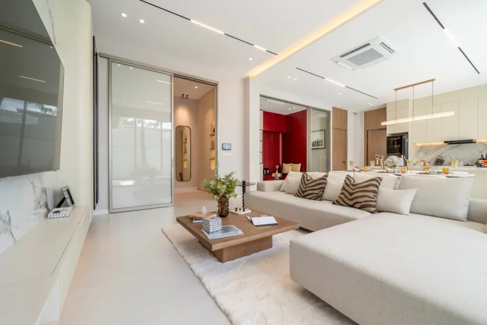4-Bedroom Villa with Private Pool at Charin Pattaya, Pattaya