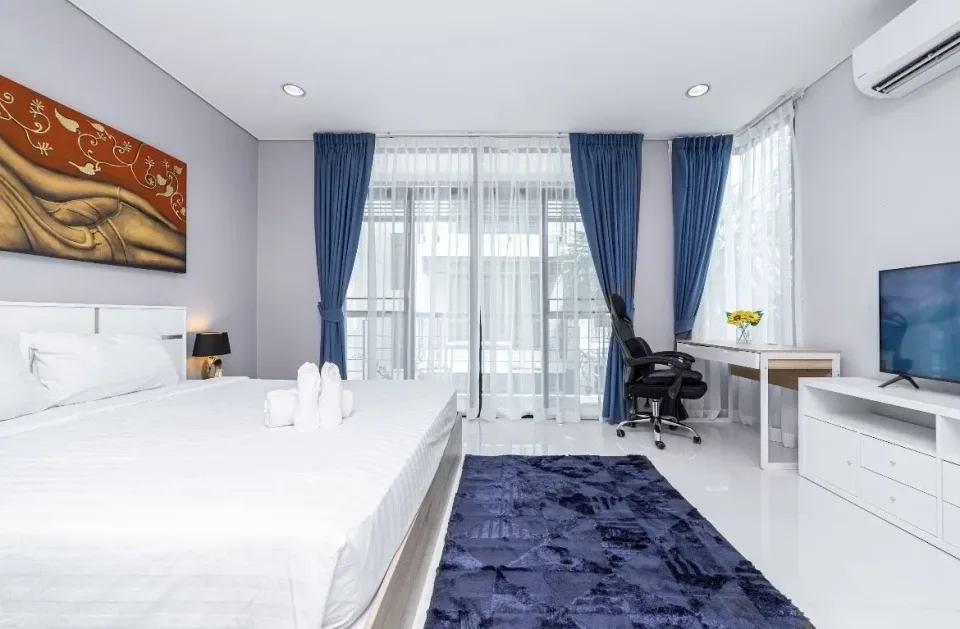 3-Bedroom Condo with Pool View at Kamala Regent Condominium