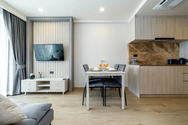 1-Bedroom Condo with Mountain View at The Ozone Condominium, Bang Tao