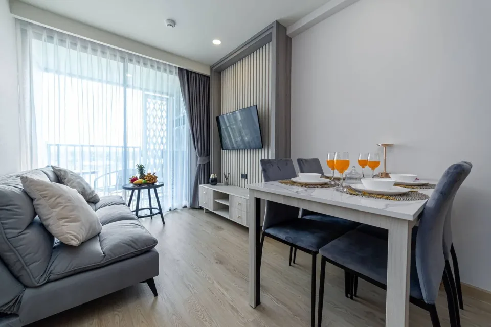 Квартира с 1 спальней и видом на горы в The Ozone Condominium, Банг Тао