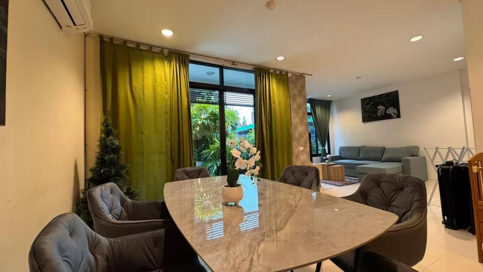 Квартира с 2 спальнями в Kamala Regent Condominium