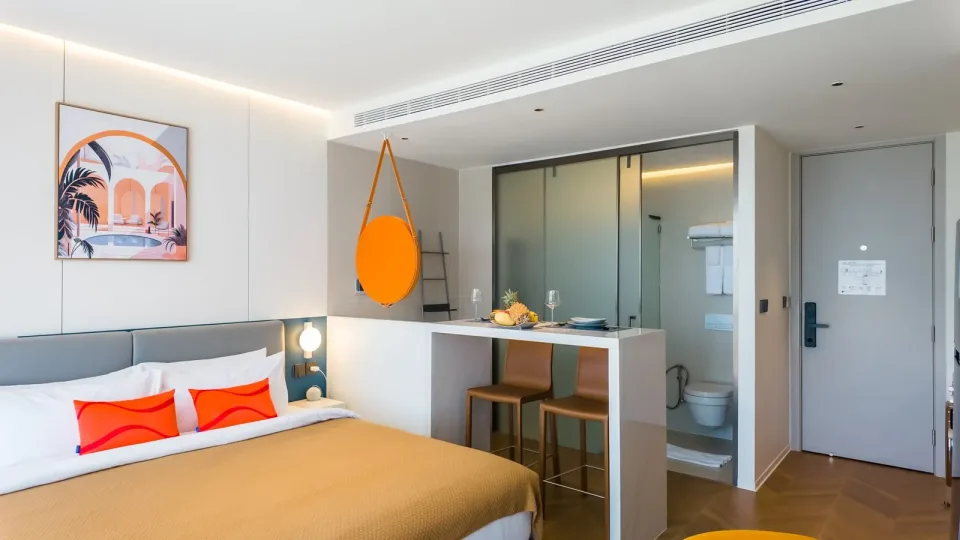 Студия с видом на горы в Sunshine Beach Resort & Residences, Пхукет
