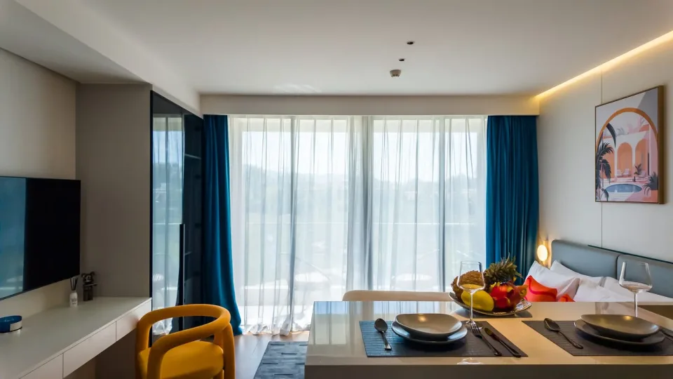 Студия с видом на горы в Sunshine Beach Resort & Residences, Пхукет