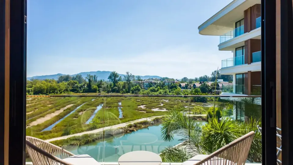Студия с видом на горы в Sunshine Beach Resort & Residences, Пхукет