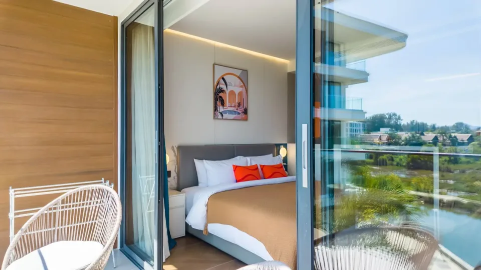 Студия с видом на горы в Sunshine Beach Resort & Residences, Пхукет