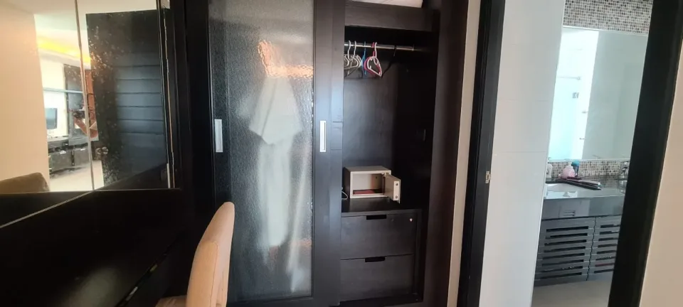 Квартира с 2 спальнями в Kamala Regent Condominium