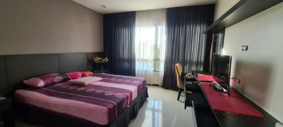 Квартира с 2 спальнями в Kamala Regent Condominium