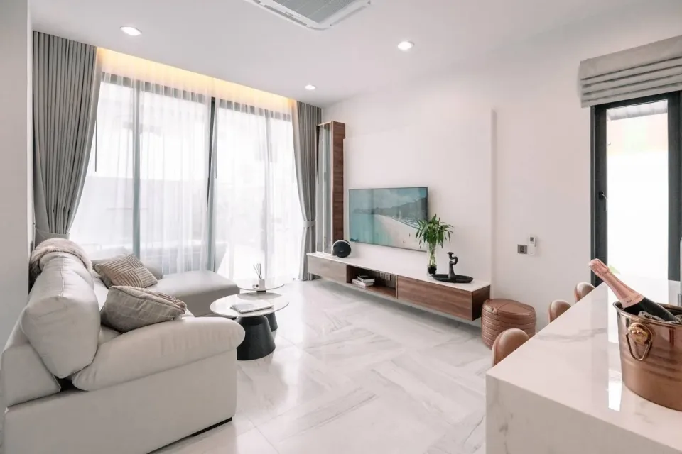 5-Bedroom Villa with Private Pool at Villa Sofia Grand Atrium, Kamala