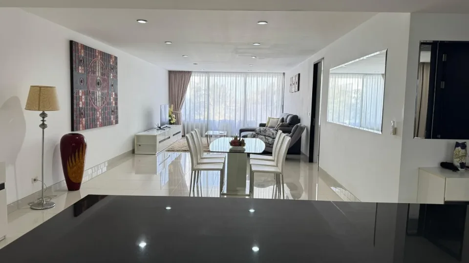 Квартира с 2 спальнями в Sansuri Condominium, Пхукет