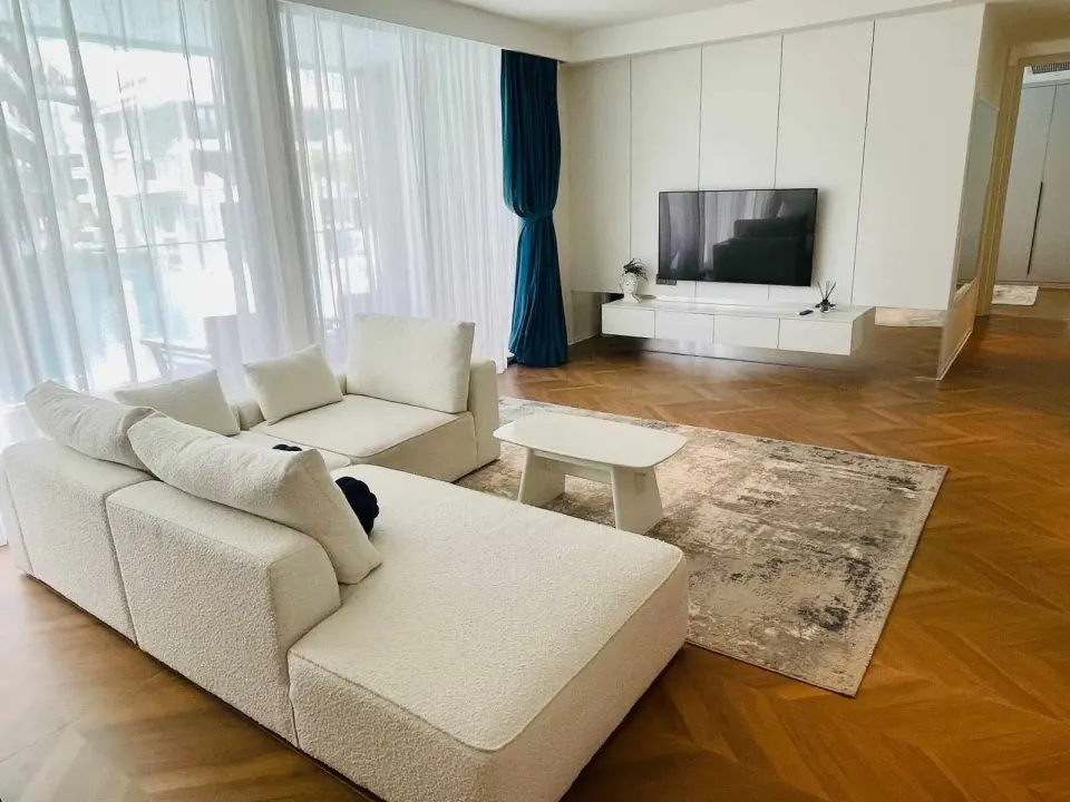 Квартира с 3 спальнями и видом на бассейн в Sunshine Beach Resort & Residences, Пхукет