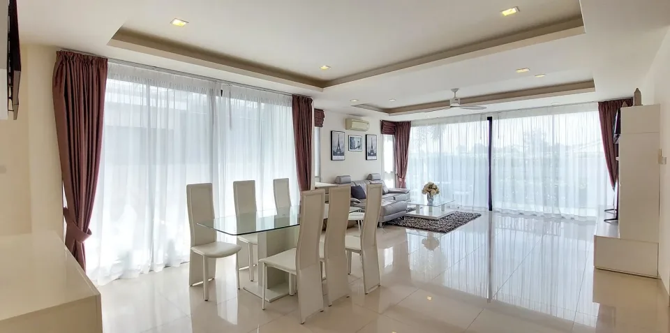 5-Bedroom Villa with Private Pool at Laguna Park Phuket, Bang Tao