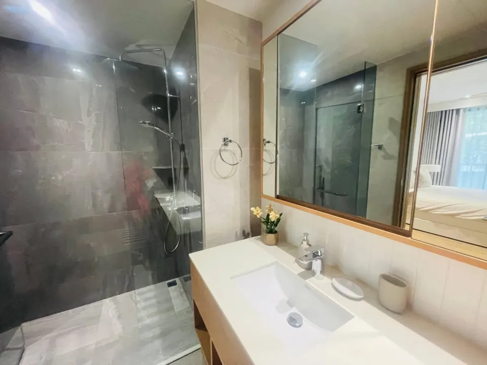 2-Bedroom Condo at Laguna Beach Residences Bayside, Bang Tao