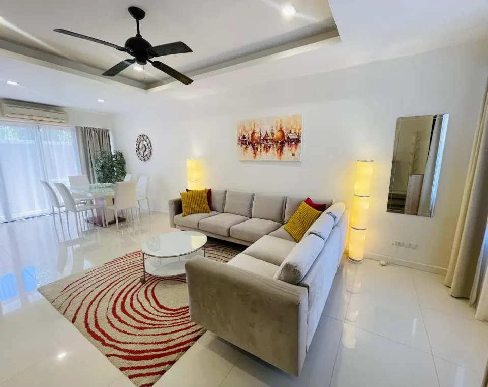 3-Bedroom Townhouse with Lake View at Laguna Park Phuket, Bang Tao