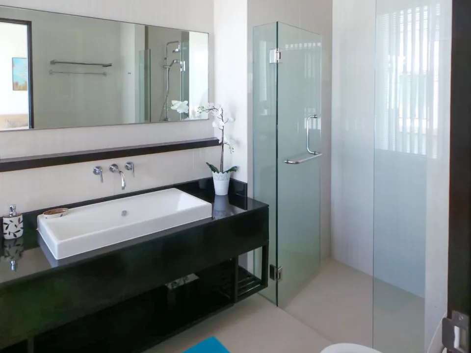 3-Bedroom Townhouse with Lake View at Laguna Park Phuket, Bang Tao