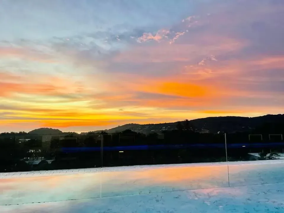 Вилла с 4 спальнями и частным бассейном в Ocean Hills Phuket