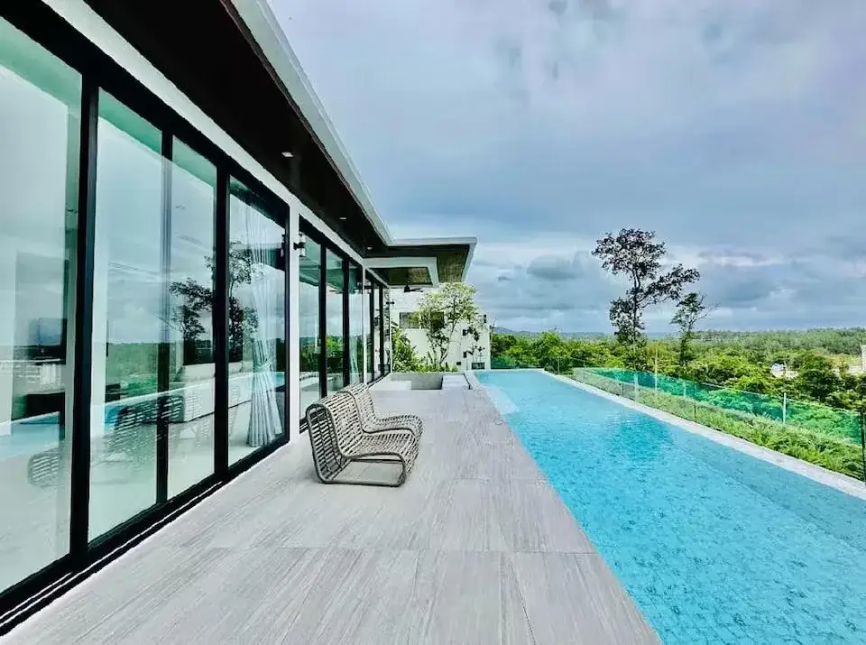 Вилла с 4 спальнями и частным бассейном в Ocean Hills Phuket
