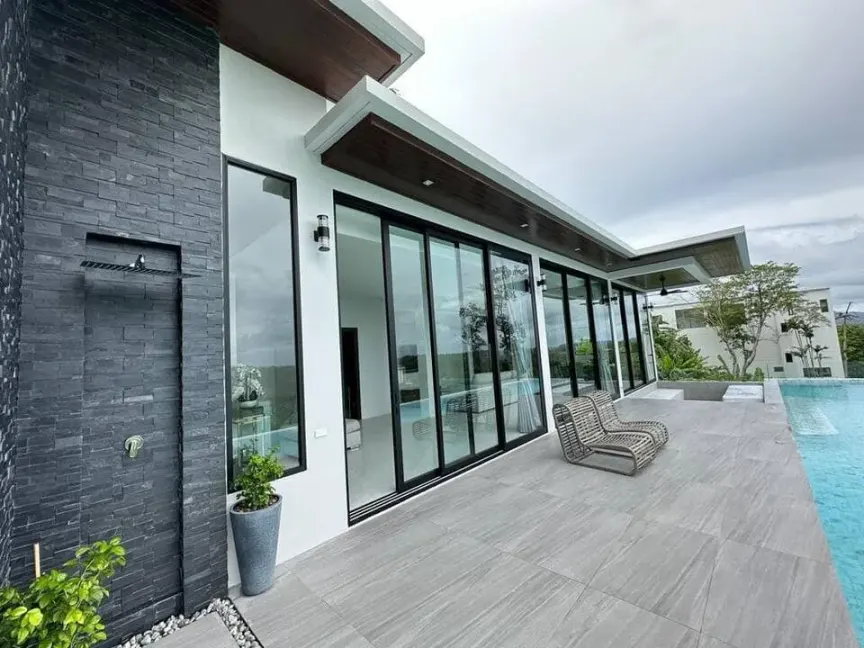 Вилла с 4 спальнями и частным бассейном в Ocean Hills Phuket
