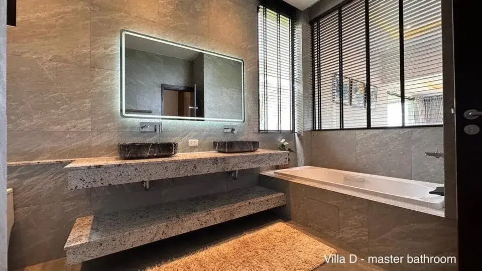 Вилла с 4 спальнями и частным бассейном в Ocean Hills Phuket