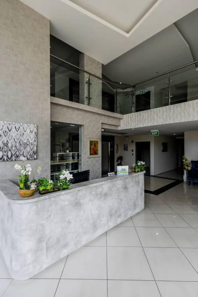 Квартира с 1 спальней и видом на озеро в Wyndham Royal Lee Phuket, Най Янг