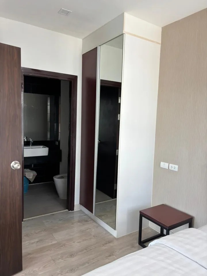 Квартира с 1 спальней и видом на озеро в Wyndham Royal Lee Phuket, Най Янг