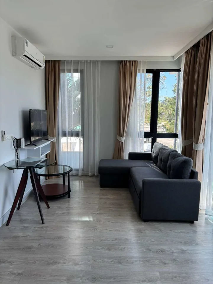 Квартира с 1 спальней и видом на озеро в Wyndham Royal Lee Phuket, Най Янг