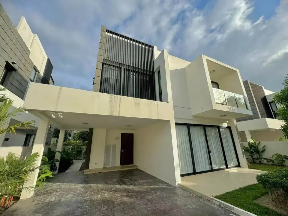 5-Bedroom Villa with Private Pool at Laguna Park Phuket, Bang Tao