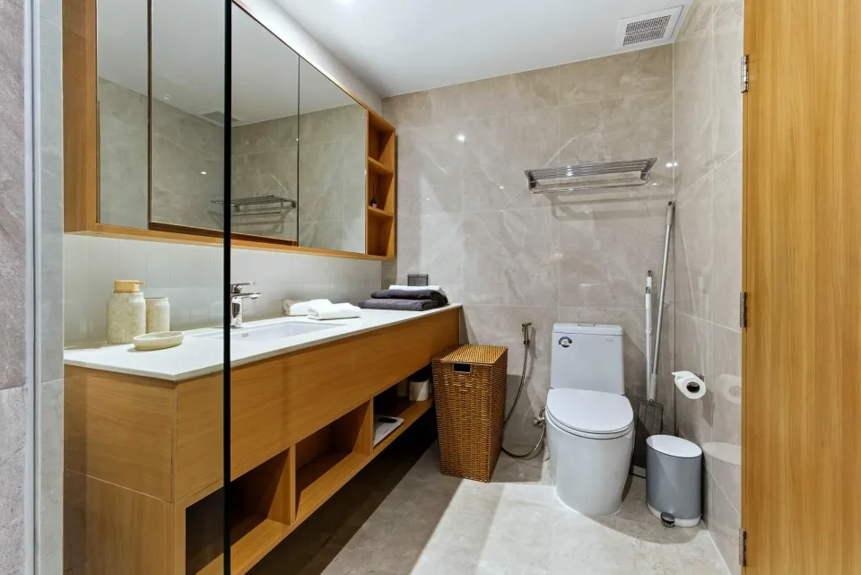Квартира с 2 спальнями и прямым выходом к бассейну в Laguna Beach Residences Reef, Банг Тао